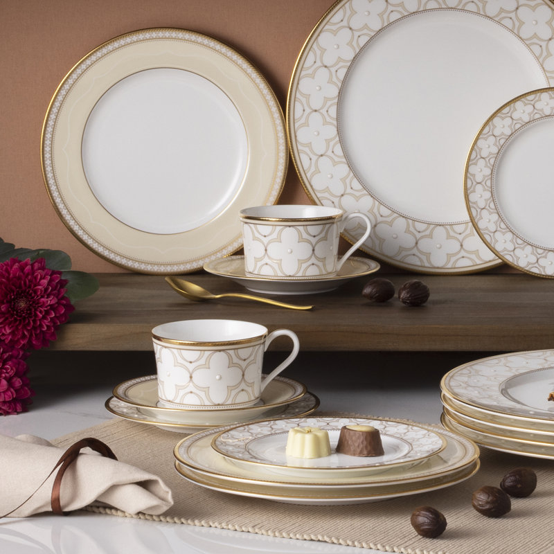 Noritake Trefolio Gold 40-Piece Dinnerware Set, Service for 8